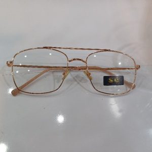 عینک بلوکات suncruse
با عدسیblue cut مناسب کامپیوتر و موبایل
و فریم فلزی بارنگ جذاب رزگلد
مدل دوپل 
با جلد و دستمال